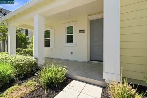 Exterior - 3000 Granger St, Tracy, CA 95377 photo 4 of 6