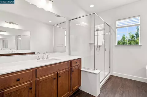 Bath - 3000 Granger St, Tracy, CA 95377 photo 5 of 6