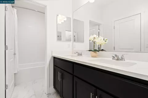 Bath - 64 Morello Ave, Martinez, CA 94553 photo 5 of 5