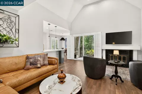 3183 Wayside Plz #311, Walnut Creek, CA 94597