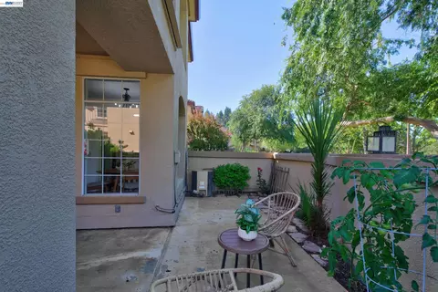 Exterior - 7672 Tuscany Dr, Dublin, CA 94568 photo 3 of 17