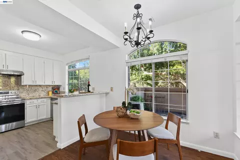 Dining - 7672 Tuscany Dr, Dublin, CA 94568 photo 2 of 4