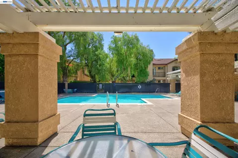 Exterior - 7672 Tuscany Dr, Dublin, CA 94568 photo 9 of 17