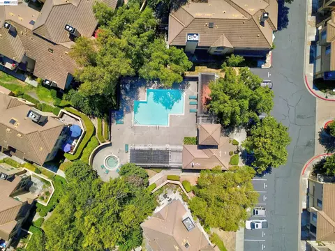 View/Area - 7672 Tuscany Dr, Dublin, CA 94568 photo 2 of 2
