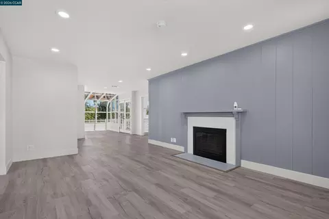 Living - 1910 Encima Dr, Concord, CA 94519 photo 6 of 7
