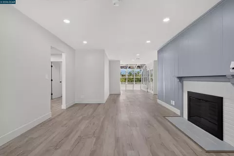 Living - 1910 Encima Dr, Concord, CA 94519 photo 7 of 7
