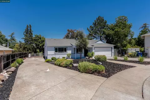 Exterior - 1910 Encima Dr, Concord, CA 94519 photo 4 of 19