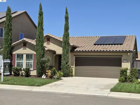 1721 Stephanie St, Manteca, CA 95337