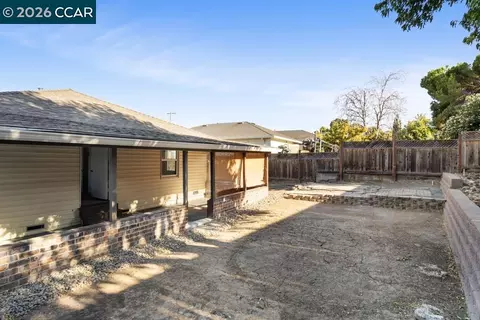 Exterior - 162 Riverview Dr, Pittsburg, CA 94565 photo 7 of 7