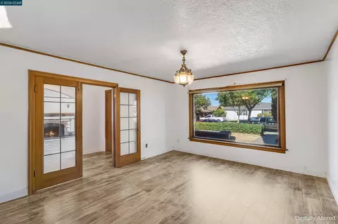 Living - 1505 Parker Ave, Tracy, CA 95376 photo 4 of 6