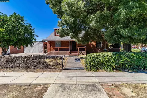Exterior - 1505 Parker Ave, Tracy, CA 95376 photo 4 of 12