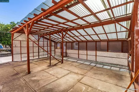 Exterior - 1505 Parker Ave, Tracy, CA 95376 photo 10 of 12