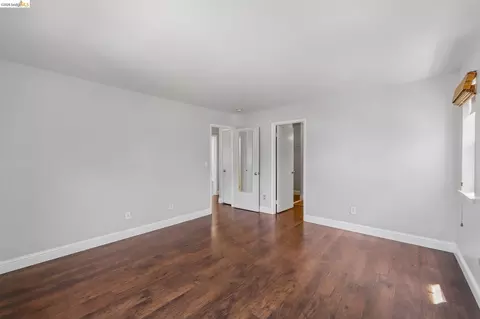 Bedroom - 807 Myrtle St, Oakland, CA 94607 photo 3 of 4