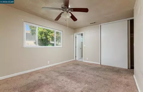 Bedroom - 154 Radcliffe Dr, Vallejo, CA 94589 photo 5 of 5