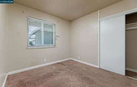 Bedroom - 154 Radcliffe Dr, Vallejo, CA 94589 photo 1 of 5