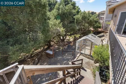 Exterior - 11183 Brittany Ln, Dublin, CA 94568 photo 8 of 16