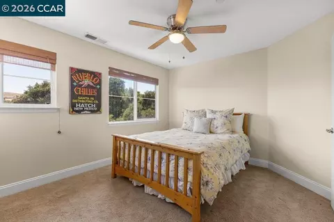 Bedroom - 11183 Brittany Ln, Dublin, CA 94568 photo 4 of 8