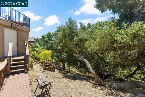 Exterior - 11183 Brittany Ln, Dublin, CA 94568 photo 11 of 16