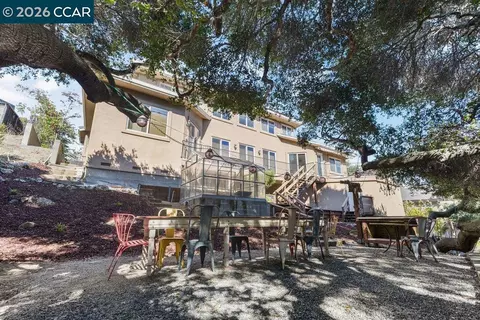 Exterior - 11183 Brittany Ln, Dublin, CA 94568 photo 8 of 17