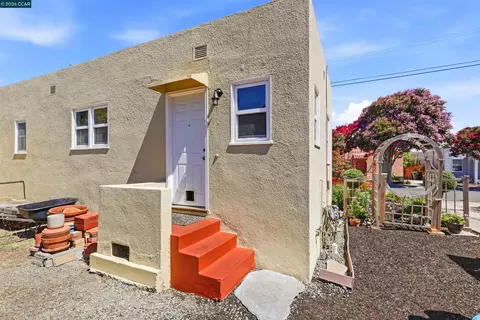 Exterior - 270 E 15th, Pittsburg, CA 94565 photo 9 of 11