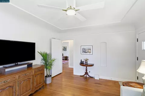 Other - 270 E 15th, Pittsburg, CA 94565 photo 2 of 4