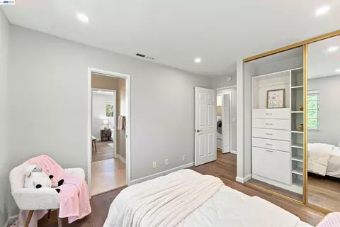 Other - 201 Ada Ave #6, Mountain View, CA 94043 photo 5 of 10