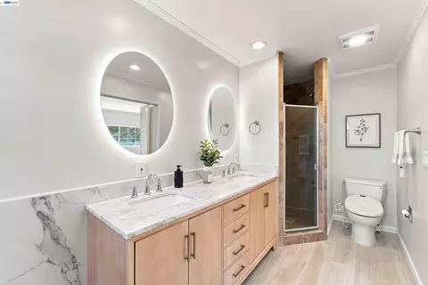 Bath - 201 Ada Ave #6, Mountain View, CA 94043 photo 3 of 5
