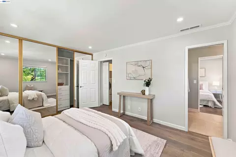 Bedroom - 201 Ada Ave #6, Mountain View, CA 94043 photo 4 of 4