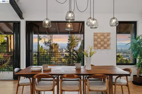 Dining - 8 Maybeck Twin Dr, Berkeley, CA 94708 photo 1 of 5