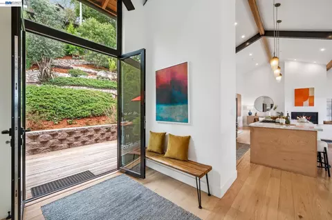 Entry Way - 8 Maybeck Twin Dr, Berkeley, CA 94708 photo 3 of 4