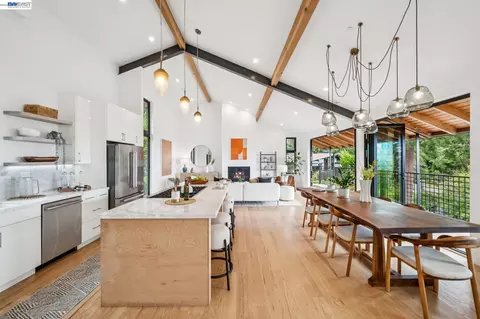 Dining - 8 Maybeck Twin Dr, Berkeley, CA 94708 photo 4 of 5