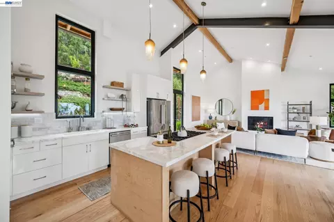 Kitchen - 8 Maybeck Twin Dr, Berkeley, CA 94708 photo 1 of 3