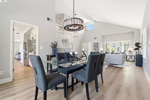 Dining - 310 Sunset Dr, Danville, CA 94506 photo 2 of 2
