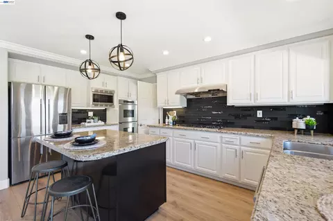 Kitchen - 310 Sunset Dr, Danville, CA 94506 photo 3 of 4
