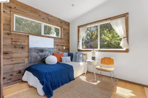 Bedroom - 1644 Ashby Ave, Berkeley, CA 94703 photo 6 of 7