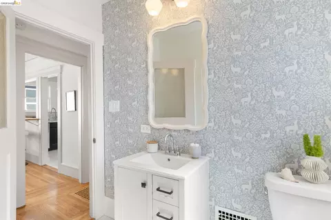 Bath - 1644 Ashby Ave, Berkeley, CA 94703 photo 2 of 2