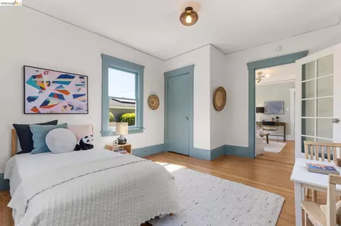 Bedroom - 1644 Ashby Ave, Berkeley, CA 94703 photo 5 of 7