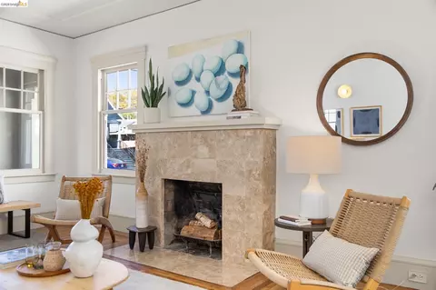 Living - 1644 Ashby Ave, Berkeley, CA 94703 photo 4 of 4
