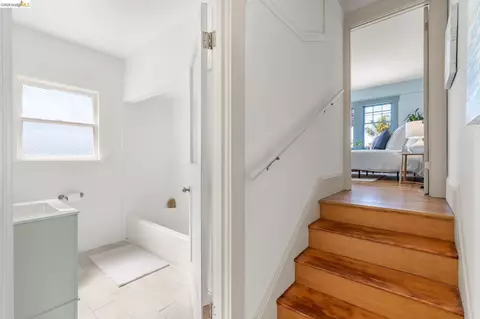 Entry Way - 1644 Ashby Ave, Berkeley, CA 94703 photo 4 of 5