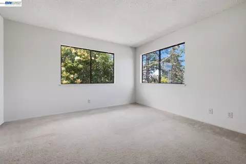 Bedroom - 1701 Calais Ct, Fairview, CA 94541 photo 3 of 8