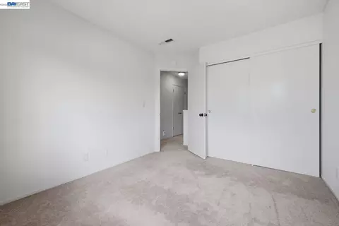 Bedroom - 1701 Calais Ct, Fairview, CA 94541 photo 2 of 8