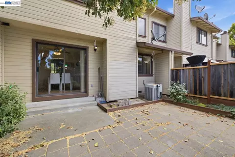 Exterior - 1701 Calais Ct, Fairview, CA 94541 photo 2 of 7