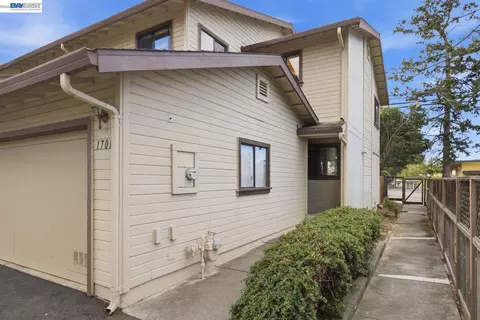 Exterior - 1701 Calais Ct, Fairview, CA 94541 photo 5 of 7