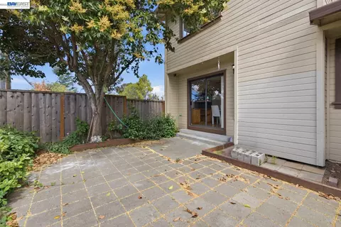 Exterior - 1701 Calais Ct, Fairview, CA 94541 photo 4 of 7