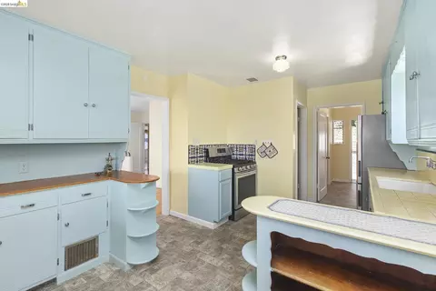 Kitchen - 1023 Keeler, Berkeley, CA 94708 photo 1 of 6