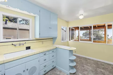 Kitchen - 1023 Keeler, Berkeley, CA 94708 photo 3 of 6