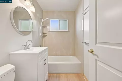 Bath - 6861 Brighton Dr, Dublin, CA 94568 photo 1 of 3