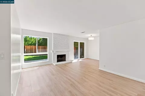 Living - 6861 Brighton Dr, Dublin, CA 94568 photo 2 of 7
