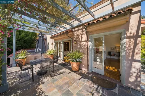 Exterior - 2388 Vine St, Berkeley, CA 94708 photo 3 of 16