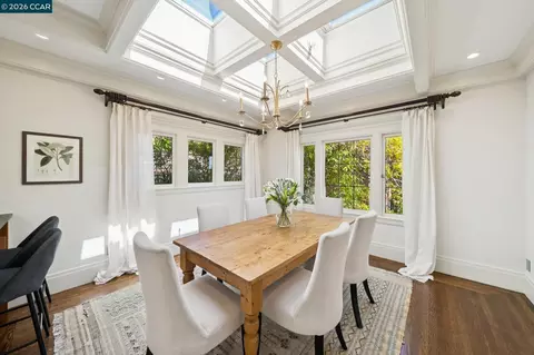 Dining - 2388 Vine St, Berkeley, CA 94708 photo 2 of 3